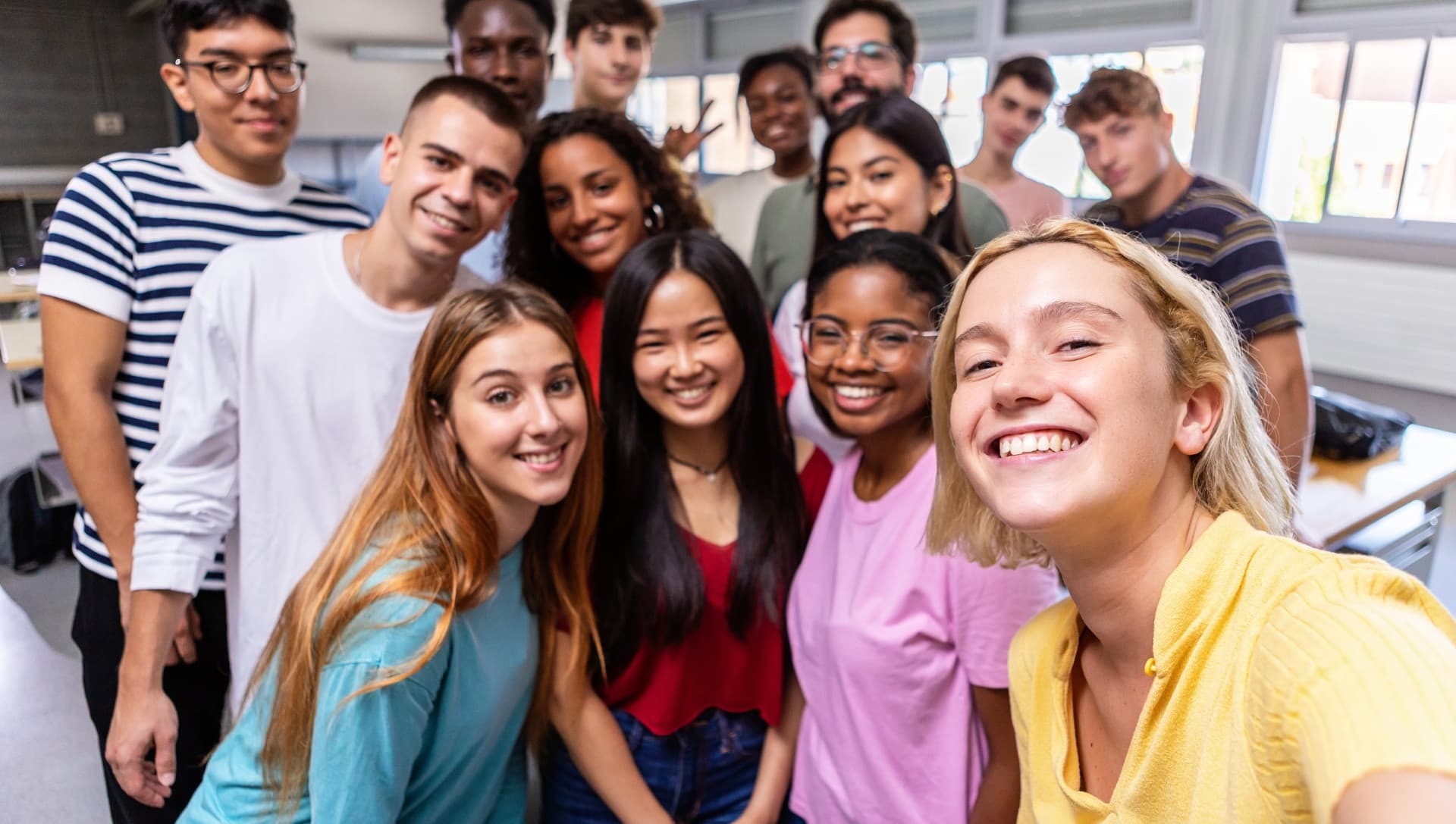 Service civique en Dordogne : un tremplin pour les jeunes et un atout pour les structures