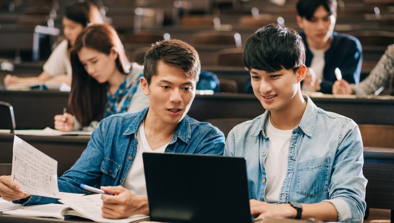 Lancement d’une plateforme unique de candidature en master en 2023