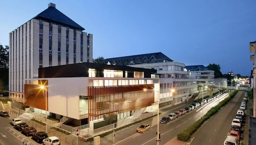 Tours ouvre un Master européen en IA et robotique santé