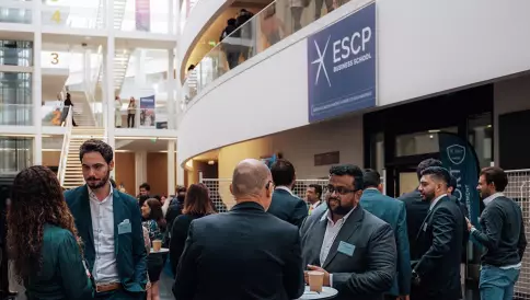 ESCP lance Amplify avec Qui veut être mon associé