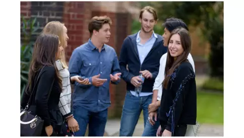 ESCP : immersion au Parlement avec Designing Europe 2026